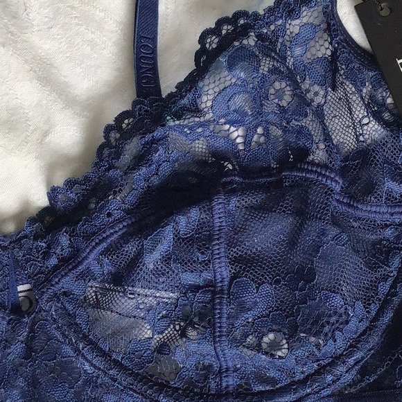 Bra 38E - Picture 2 of 3